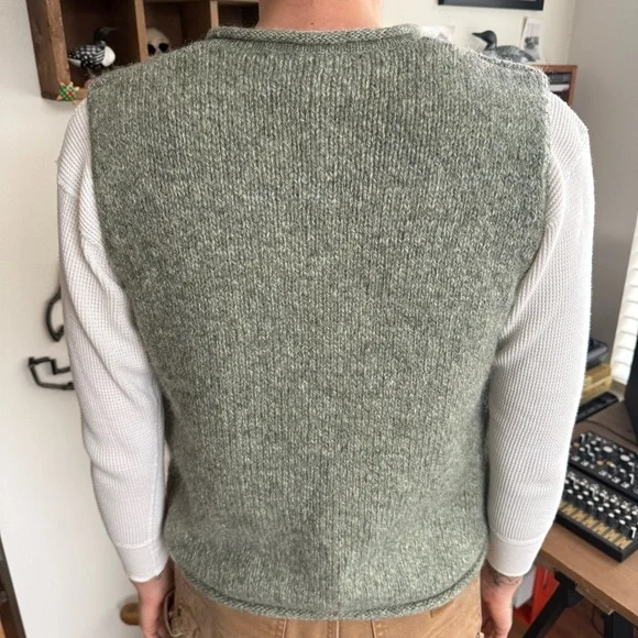 Vintage 80s LL Bean Wool Rayon Blend Green Knit Cardigan Sweater Vest ~ Size M - Picture 5 of 8